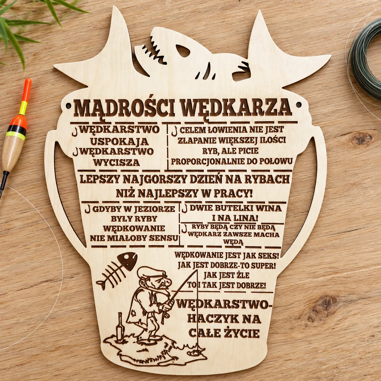 Drewniana tabliczka „Mądrości wędkarza” – prezent dla wędkarza, 26 × 40 cm - obrazek 2