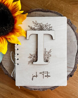 Drewniana Kartka z motywem kwiatowym