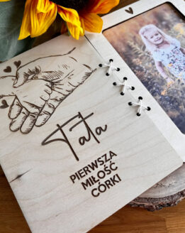 Drewniana Kartka z motywem kwiatowym